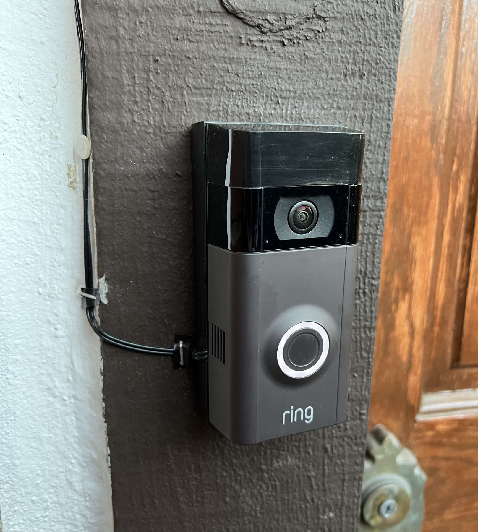 how-to-stop-your-ring-doorbell-s-battery-from-draining-too-fast-once